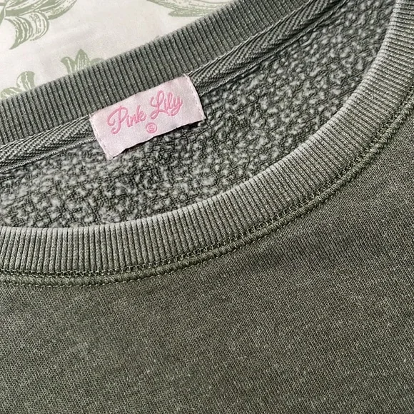 Pink Lily “Merry” Crewneck Sweatshirt in olive green - Picture 3 of 4